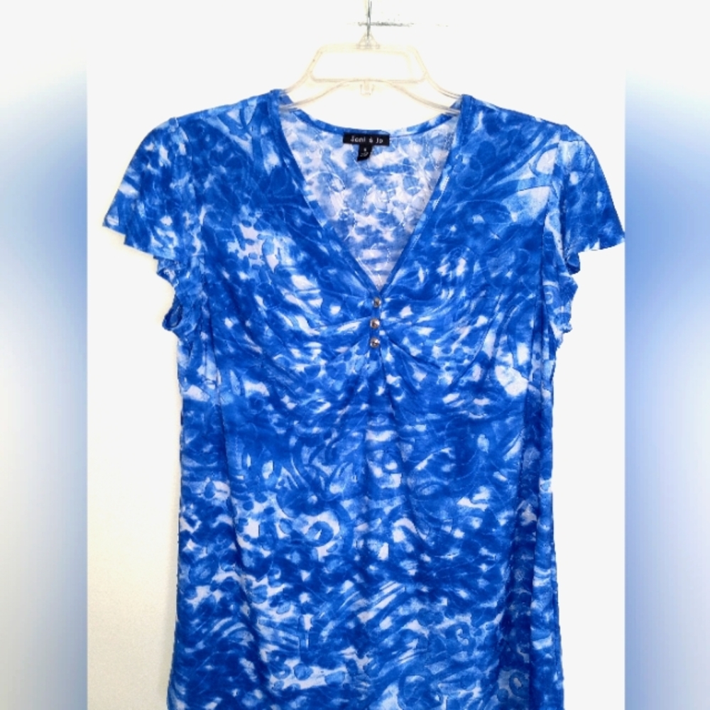 Sam & Jo blue & white v-neck cap sleeve top size Small